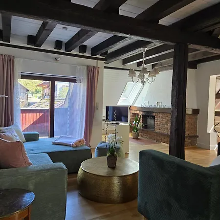 Madeleine - 160 Qm Lejlighed *